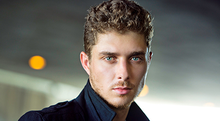 Alex Cubis Arts Review On the Couch