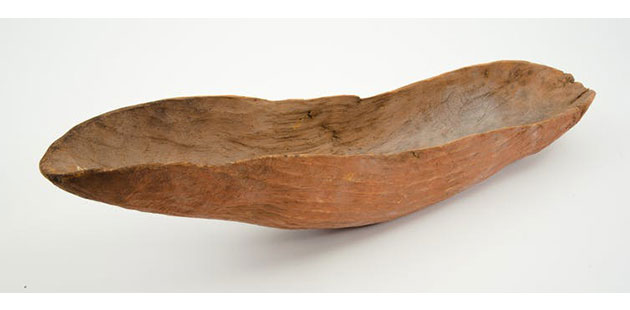 Wooden-dish-from-Broome-pre-1892-made-by-Yawuru-people