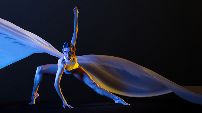 WA-Ballet-STATE-Polly-Hilton-photo-by-Frances-Andrijich-and-Wunderman-Thompson