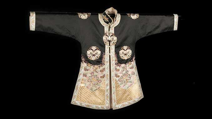 MCAH-Black-silk-jacket-donated-by-Clair-Williams-photo-courtesy-of-Museum-of-Chinese-Australian-History