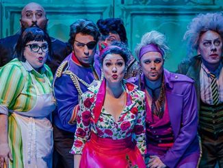 The-Barber-of-Seville-(NZ-Opera)-photo-by-David-Rowland